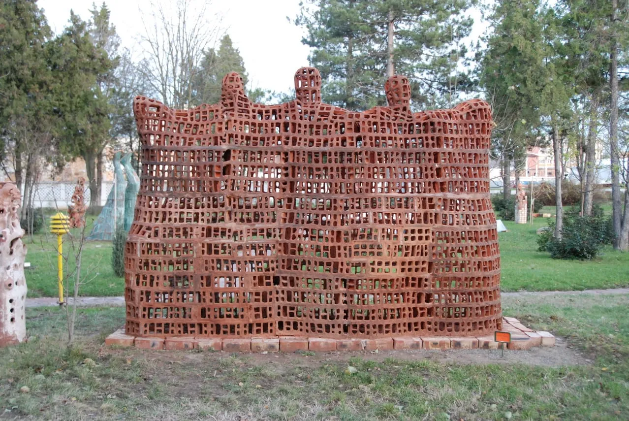 Стена, Червен бряг III